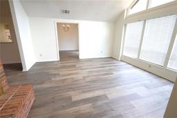 Picture of 2302 Ashington Park Drive, Apopka, FL 32703