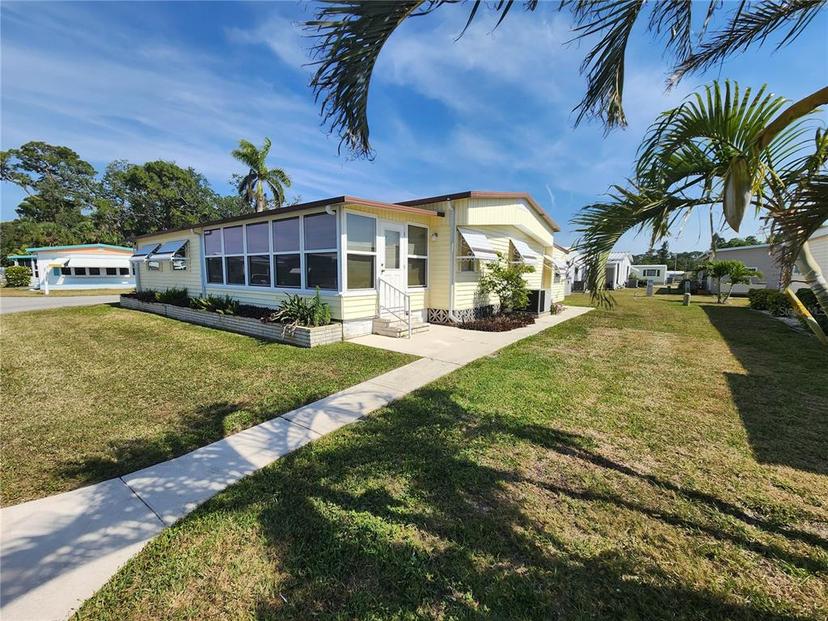 Picture of 808 53Rd Avenue E Unit 229, Bradenton FL 34203