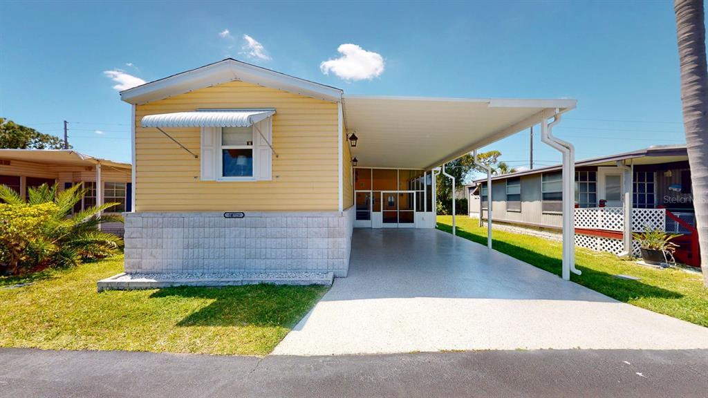 Picture of 10728 Poplar Street Ne, St Petersburg, FL 33716