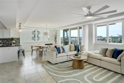 Picture of 223 Island Way Unit 5D, Clearwater Beach, FL 33767