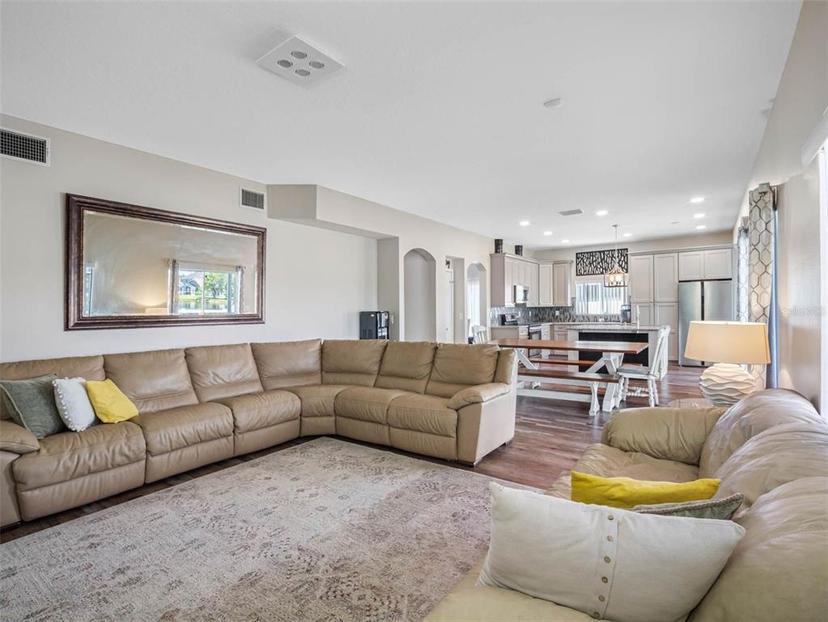 Picture of 19112 Cypress Green Drive, Lutz FL 33558