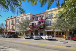 Picture of 430 Kumquat Court Unit 202, Sarasota, FL 34236