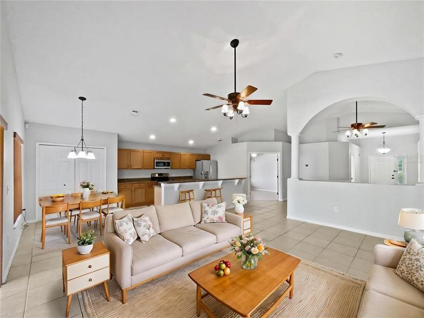 Picture of 323 Drum Court, Kissimmee FL 34759