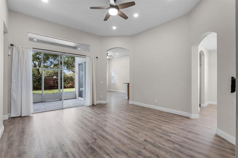 Picture of 3396 Gerber Daisy Ln Lane, Oviedo FL 32766
