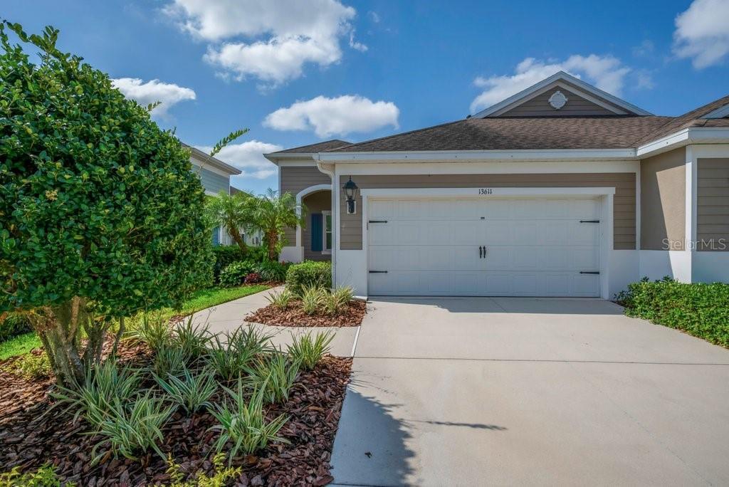 Picture of 13611 Circa Crossing Drive, Lithia, FL 33547