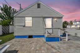 Picture of 101 146Th Avenue, Madeira Beach, FL 33708