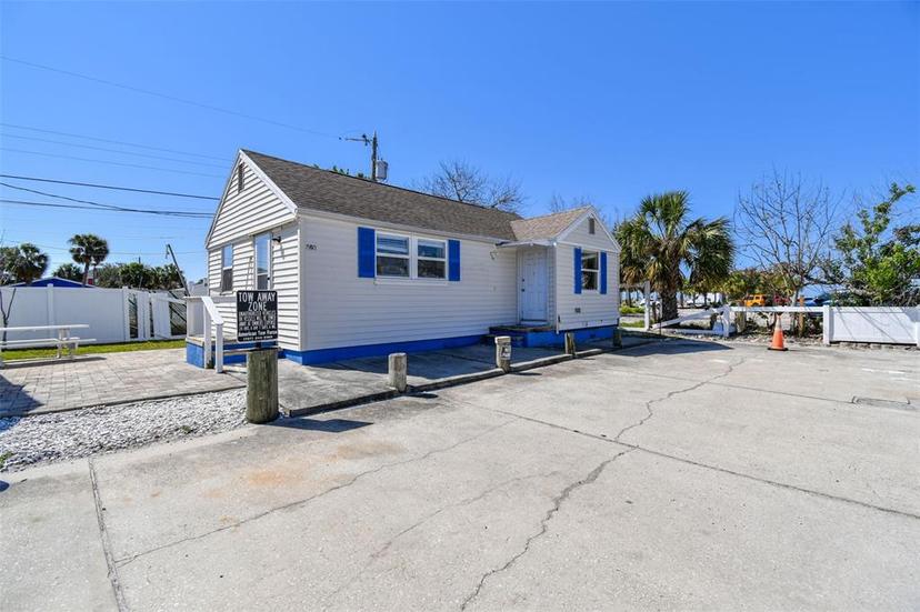 Picture of 101 146Th Avenue, Madeira Beach FL 33708