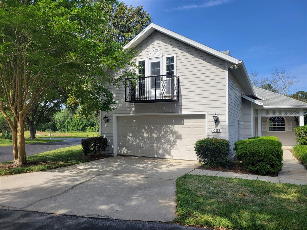 Picture of 10458 NW 35Th Place, Gainesville, FL 32606