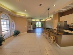 Picture of 10458 NW 35Th Place, Gainesville, FL 32606