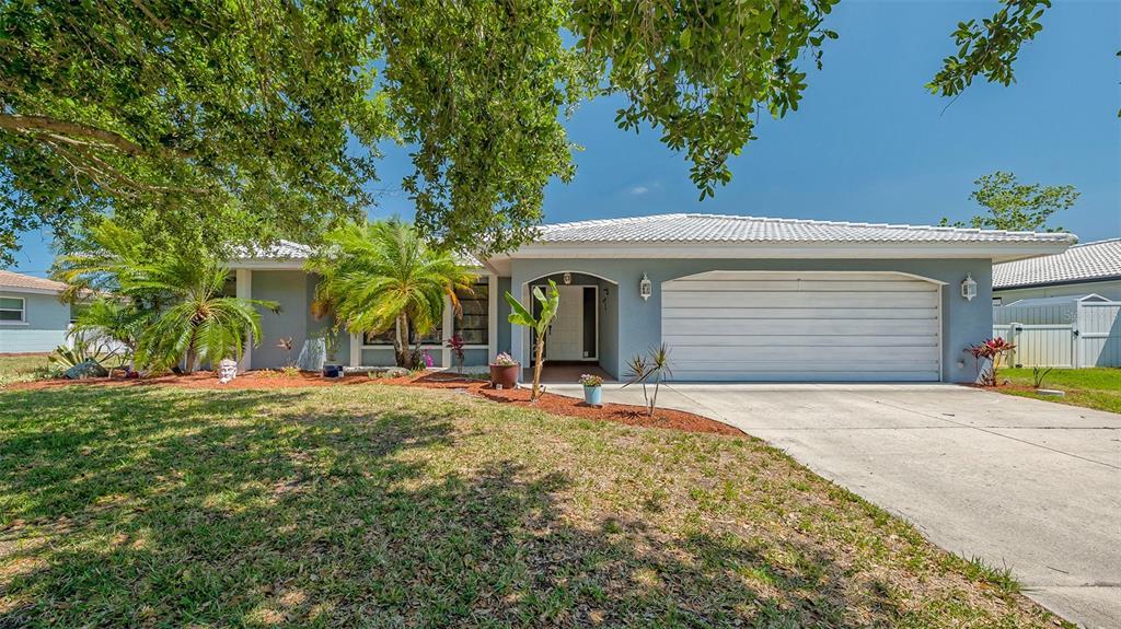 Picture of 301 Angelico Drive, Nokomis, FL 34275
