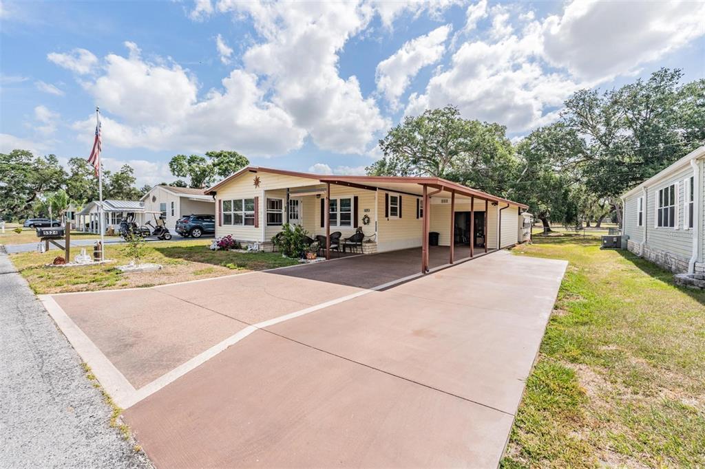 Picture of 5524 Betmar Drive, Zephyrhills, FL 33542