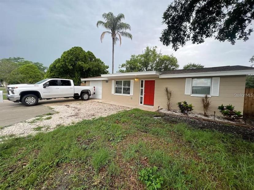 Picture of 6627 Main Street, New Port Richey FL 34653