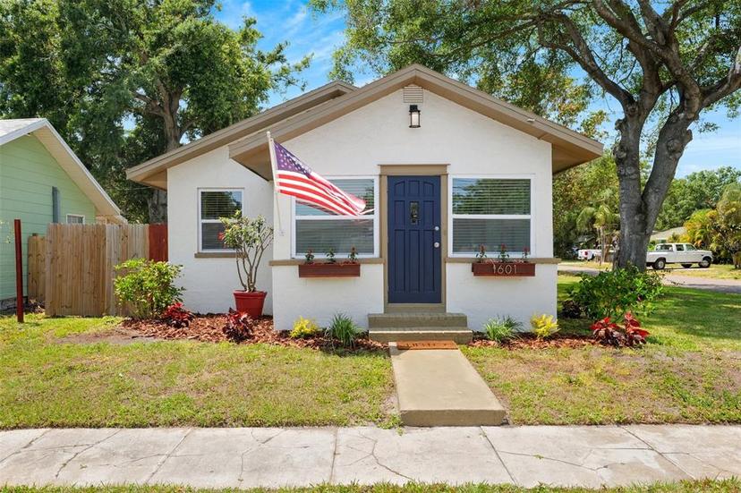 Picture of 1601 54Th Street S, Gulfport FL 33707