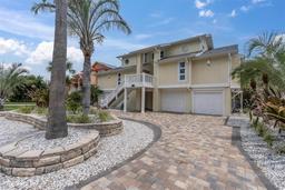 Picture of 633 Soundview Drive, Palm Harbor, FL 34683
