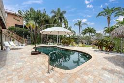 Picture of 633 Soundview Drive, Palm Harbor, FL 34683