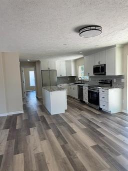 Picture of 4212 Pasadena Circle, Sarasota, FL 34233