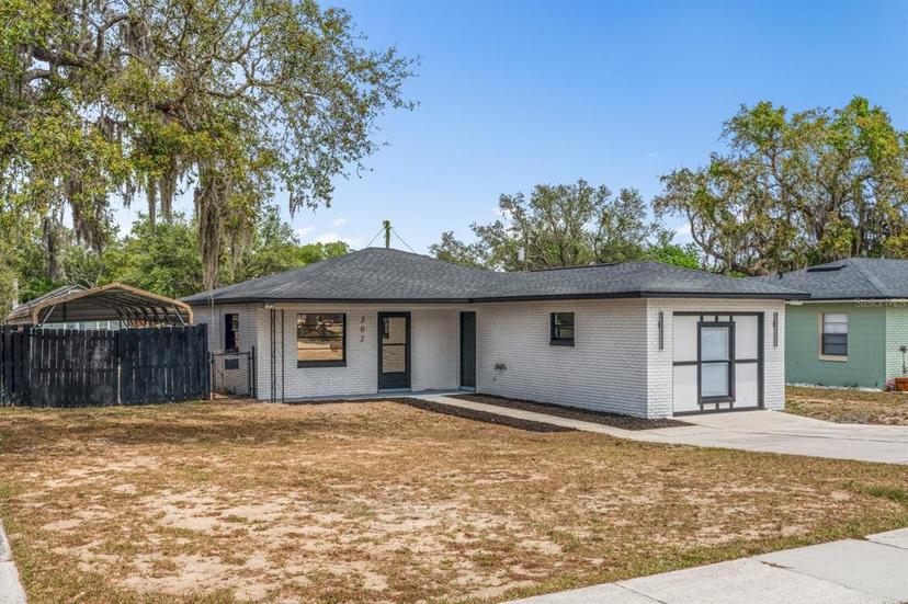 Picture of 302 E Palm Street, Davenport FL 33837