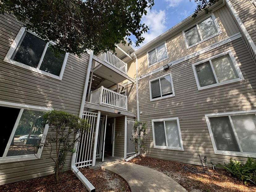 Picture of 4000 SW 23Rd Street Unit 4-104, Gainesville FL 32608