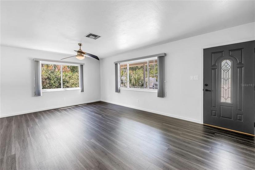 Picture of 2719 Boca Ciega Drive N, St Petersburg FL 33710