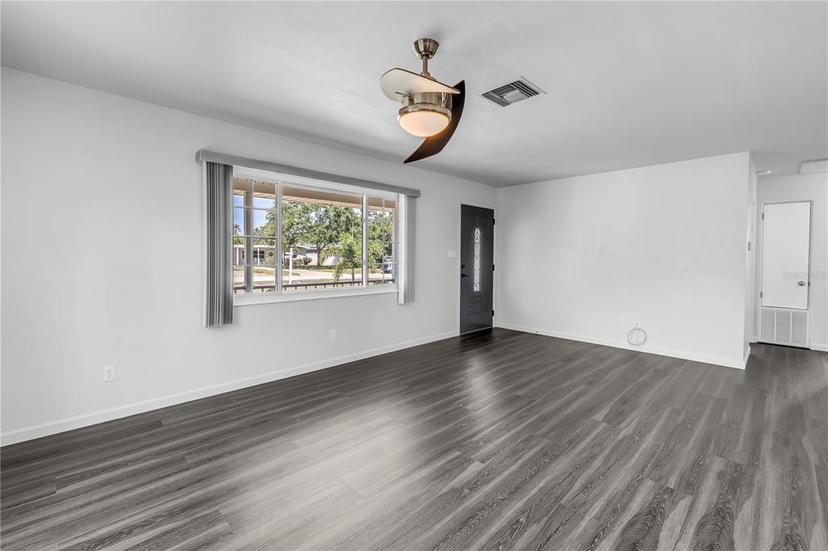 Picture of 2719 Boca Ciega Drive N, St Petersburg FL 33710