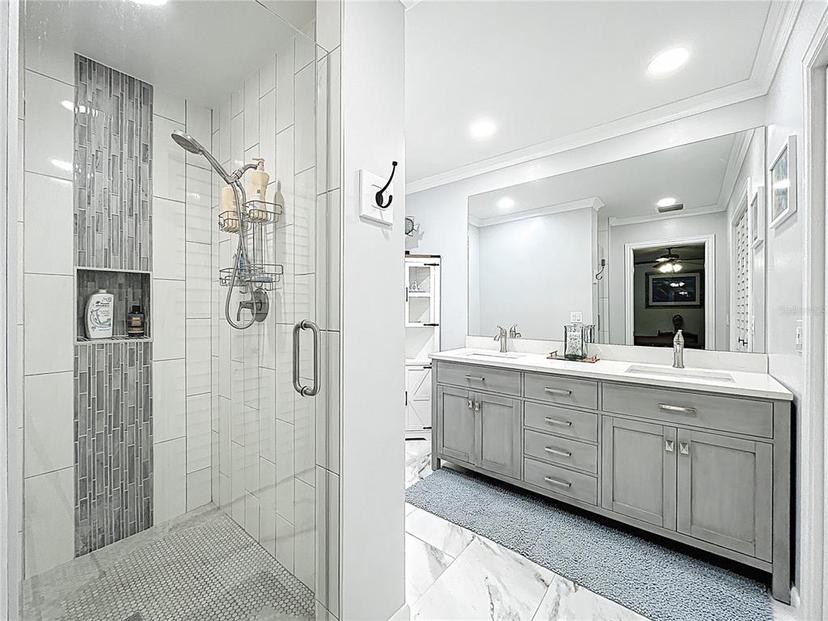 Picture of 203 N Sweetwater Boulevard, Longwood FL 32779