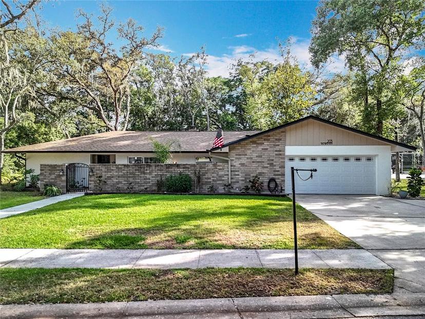 Picture of 203 N Sweetwater Boulevard, Longwood FL 32779