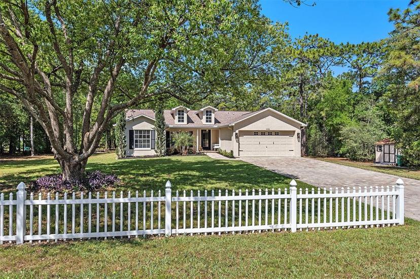 Picture of 12148 S Iris Point, Floral City FL 34436