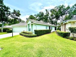 Picture of 2776 Golf Lake Drive Unit 1, Plant City, FL 33566