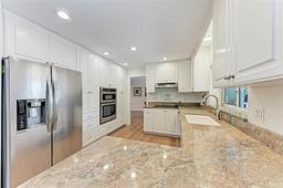 Picture of 3336 Pembrook Drive, Sarasota, FL 34239
