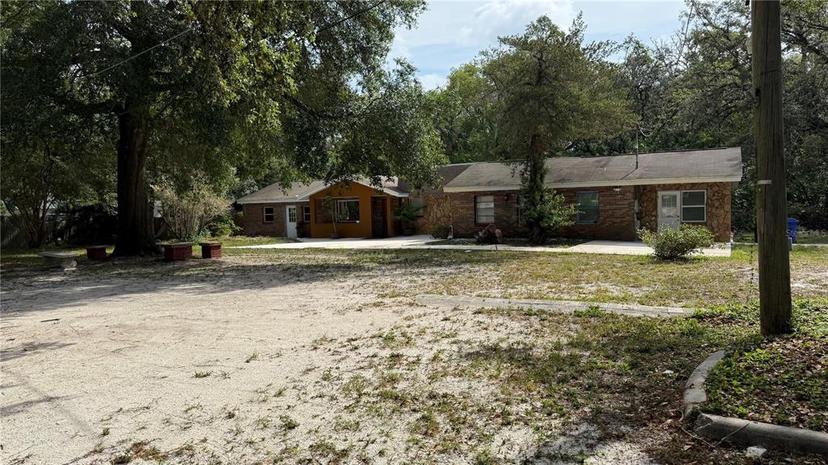 Picture of 11727 N Ola Avenue, Tampa FL 33612