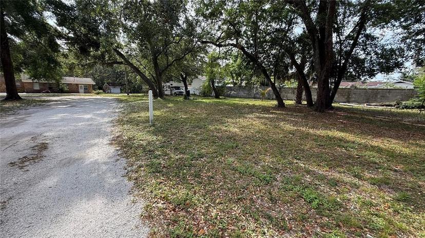 Picture of 11727 N Ola Avenue, Tampa FL 33612
