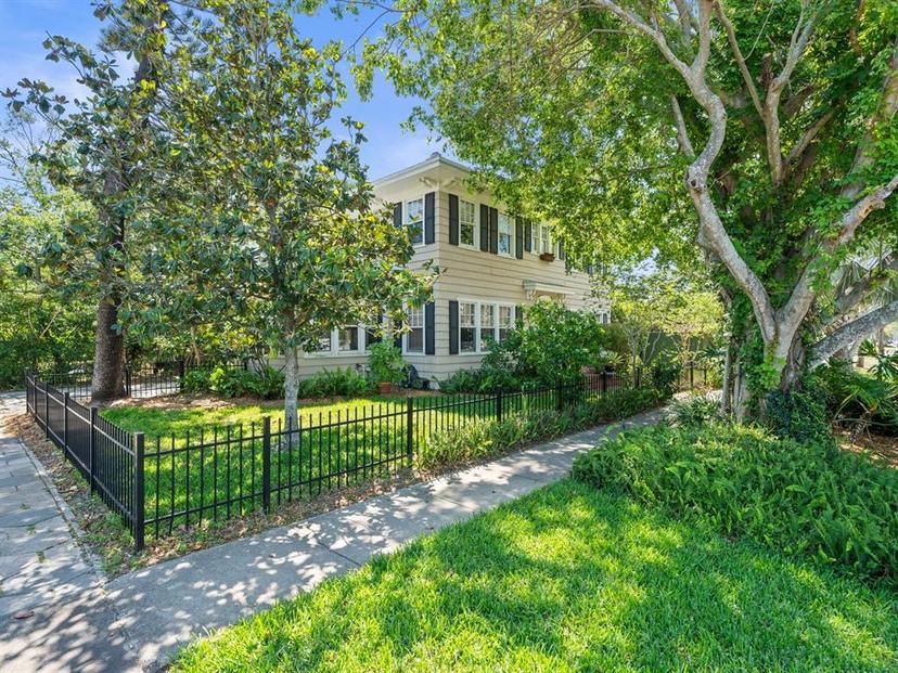 Picture of 125 29Th Street N, St Petersburg FL 33713