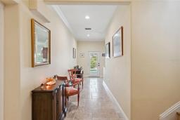 Picture of 1939 Hawaii Avenue Ne, St Petersburg, FL 33703