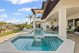 Picture of 1939 Hawaii Avenue Ne, St Petersburg, FL 33703