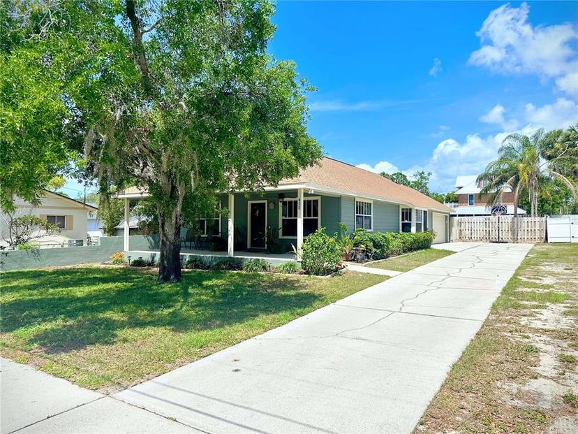 Picture of 425 E Orange Street, Tarpon Springs FL 34689