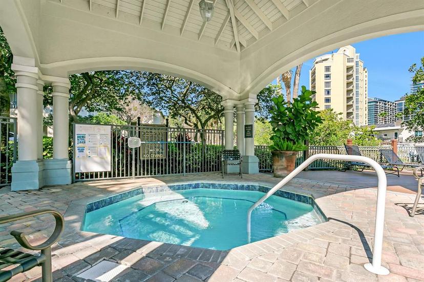 Picture of 716 Seagate Drive Unit 716, Tampa FL 33602