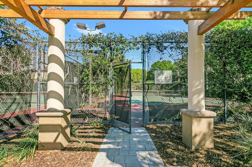 Picture of 716 Seagate Drive Unit 716, Tampa FL 33602