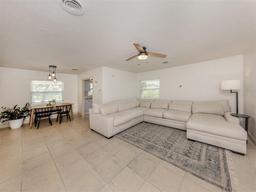 Picture of 929 Cypress Avenue, Venice, FL 34285