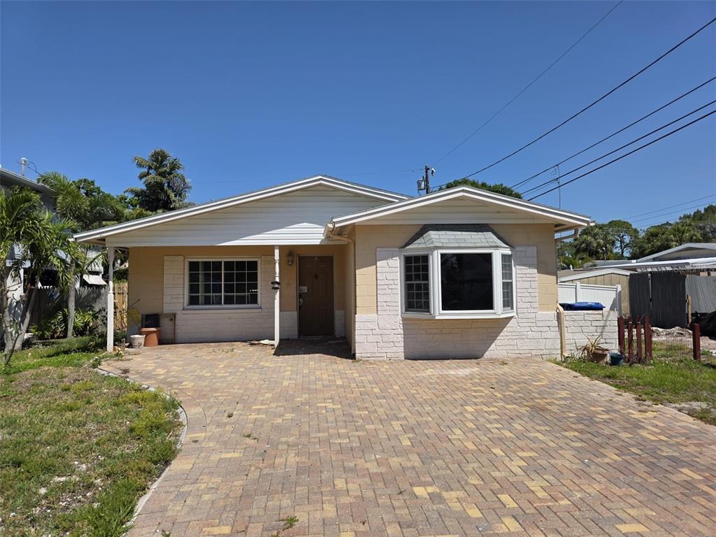 Picture of 1783 Mississippi Avenue Ne, St Petersburg, FL 33703