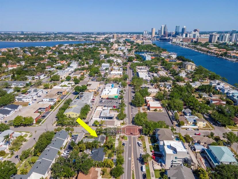 Picture of 404 E Davis Boulevard, Tampa FL 33606