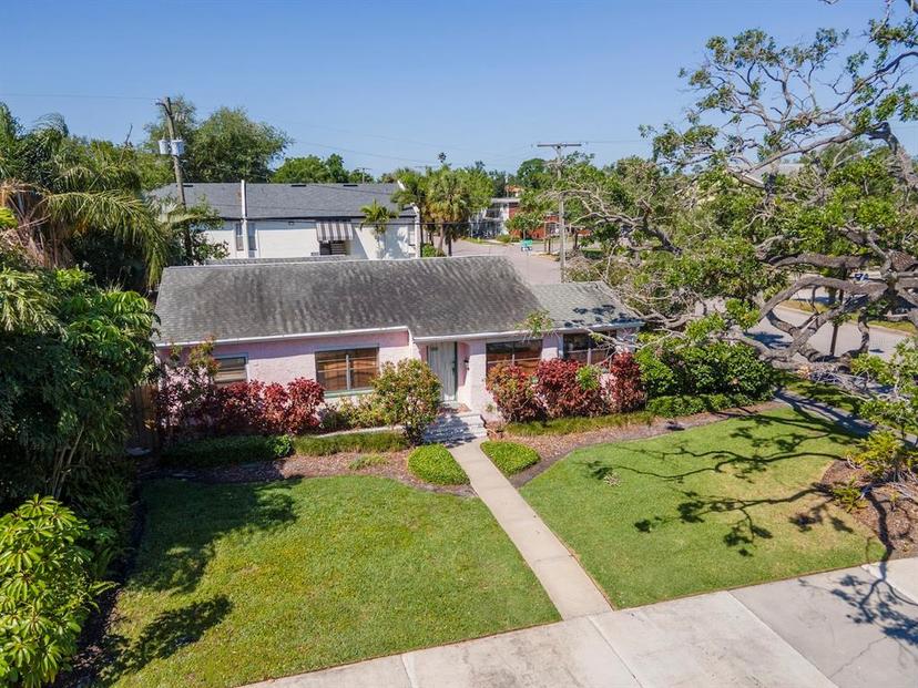 Picture of 404 E Davis Boulevard, Tampa FL 33606