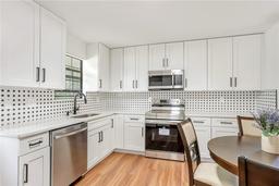 Picture of 4922 Huppel Avenue, Orlando, FL 32811
