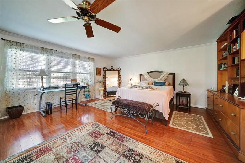 Picture of 705 Whitfield Avenue, Sarasota FL 34243