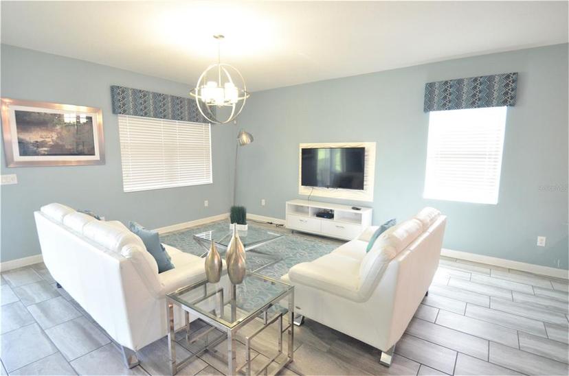 Picture of 9042 Stinger Drive, Davenport FL 33896