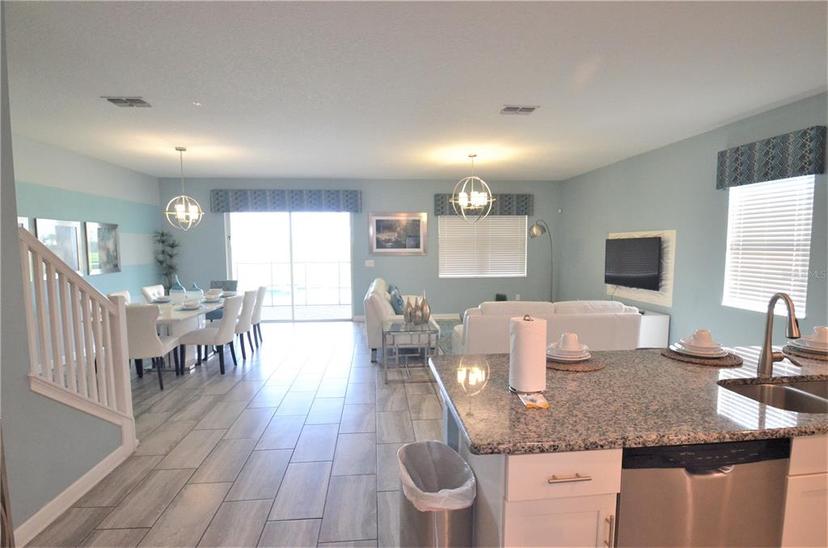 Picture of 9042 Stinger Drive, Davenport FL 33896
