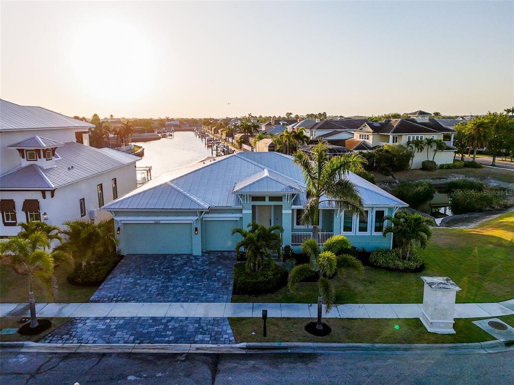 Picture of 5603 Tybee Island Drive, Apollo Beach, FL 33572