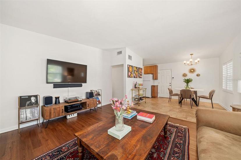 Picture of 1424 W New Hampshire Street, Orlando FL 32804