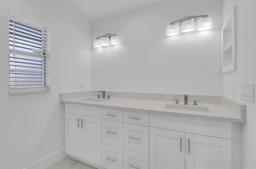 Picture of 1030 Gran Paseo Drive, Orlando, FL 32825