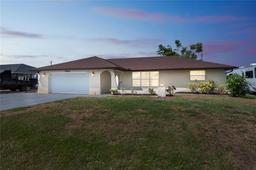 Picture of 18420 Holly Road, Fort Myers, FL 33967