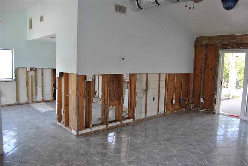 Picture of 119 18Th Street Nw, Ruskin FL 33570